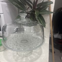 VINTAGE Clear CAKE STAND