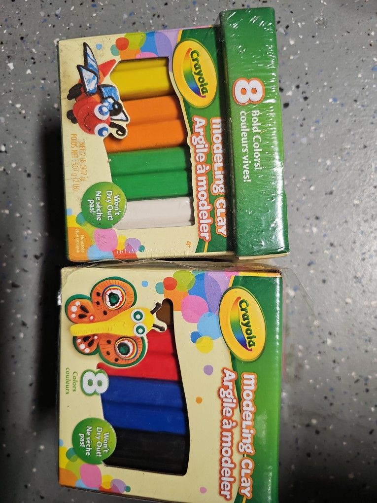 New Crayola 8 Color Clay