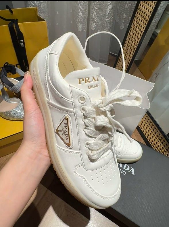 Prada Women's Shoes 2025 New Style (with box)