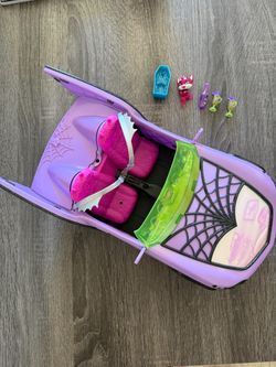 Monster High Car Ghoul-Mobile