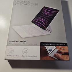 iPad Pro 11” keyboard case