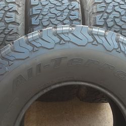 4)37X12.50R17 LT BFG 