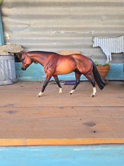 Breyer Horse Zips Chocolate Chip Quarter Horse Champion  Bay
