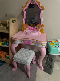 Disney princess vanity
