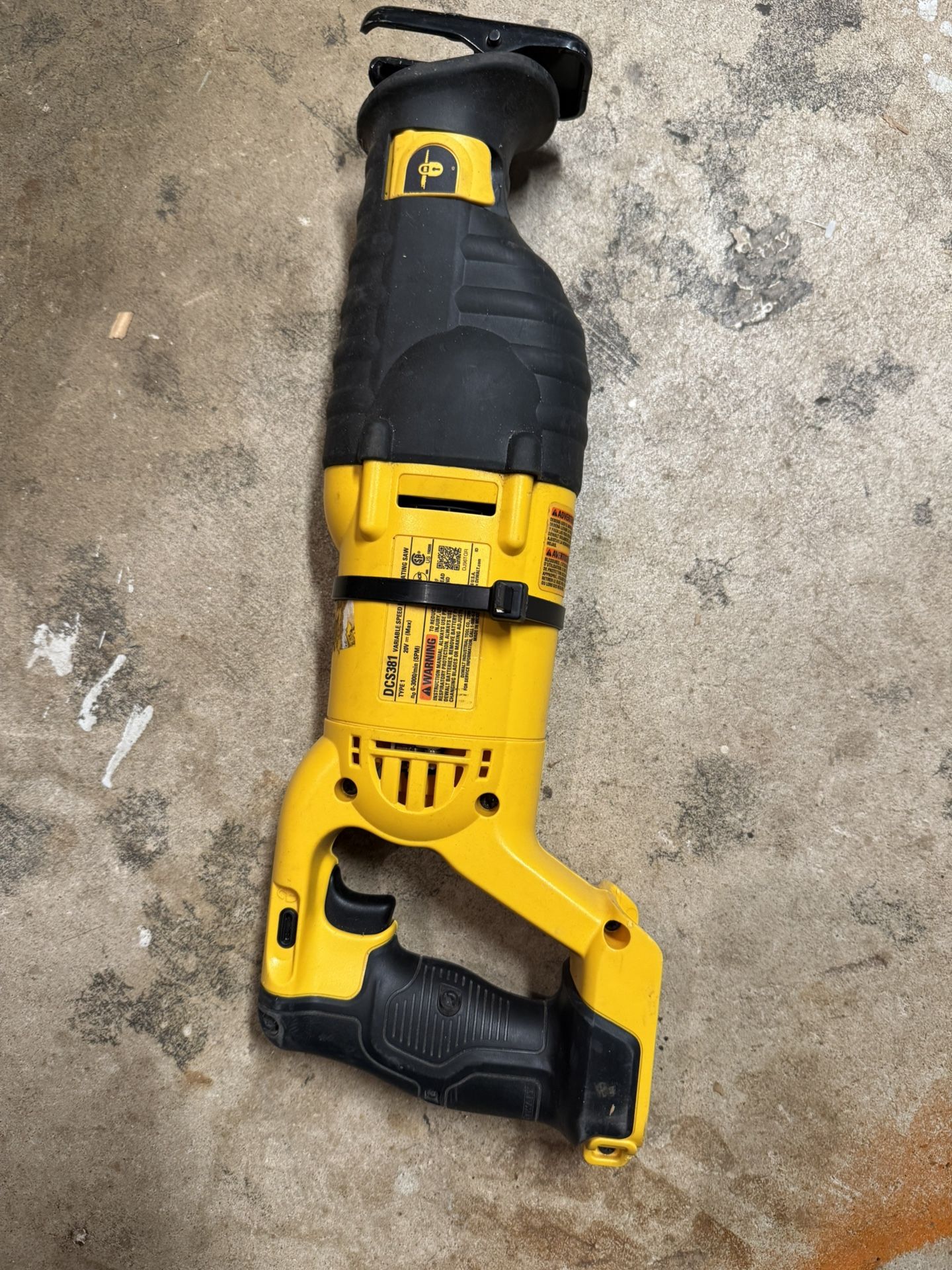 Dewalt “sawzall”  Reciprocating Saw  Used 
