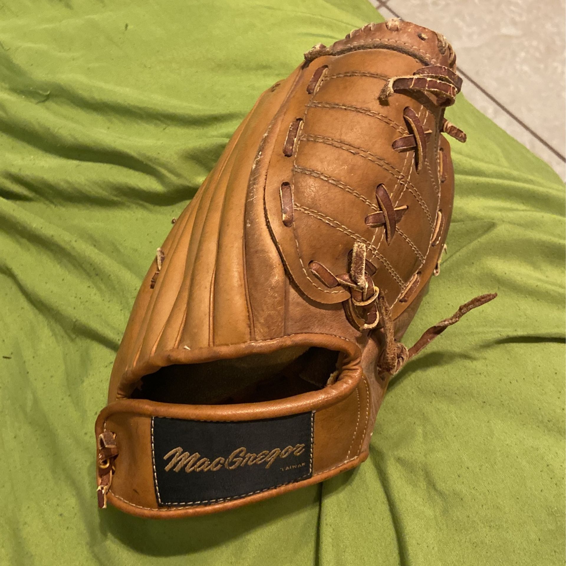 Baseball Glove