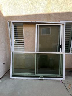 Sliding door,1 yr old