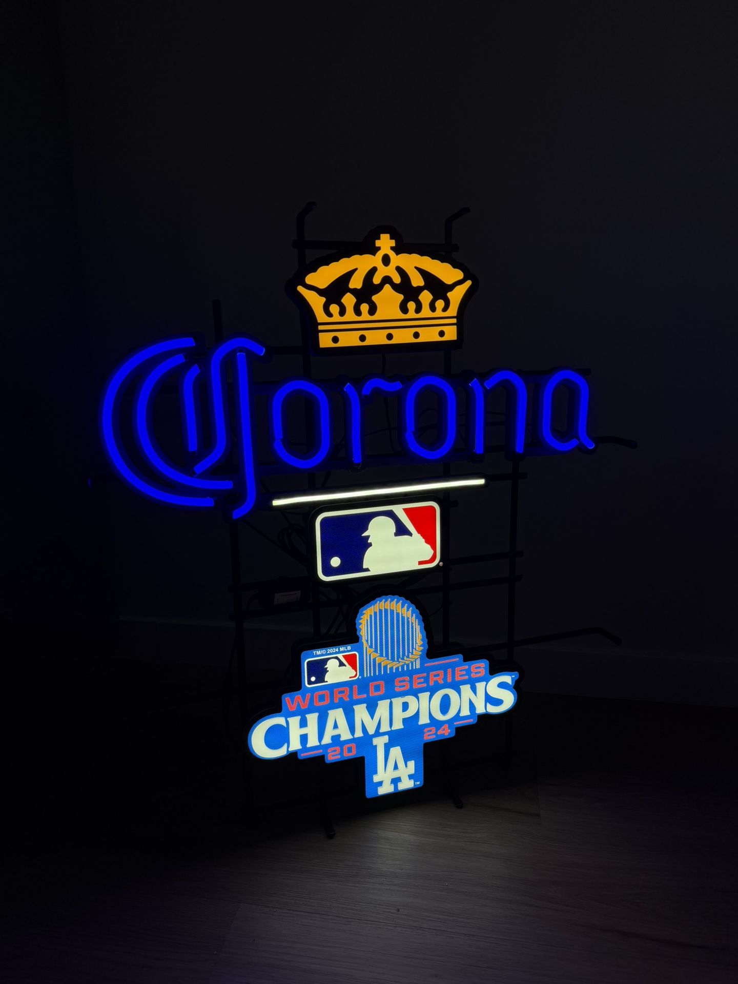 Los Angeles Dodgers Corona 2024 World Series Champions Neon Sign ⚾️🍻