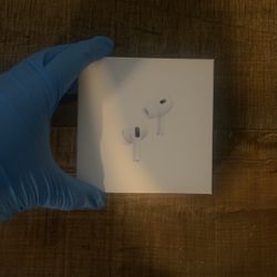 Apple AirPods 2nd Generation 