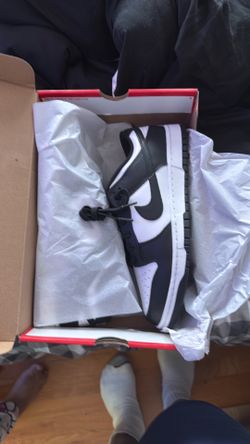 Nike panda dunks