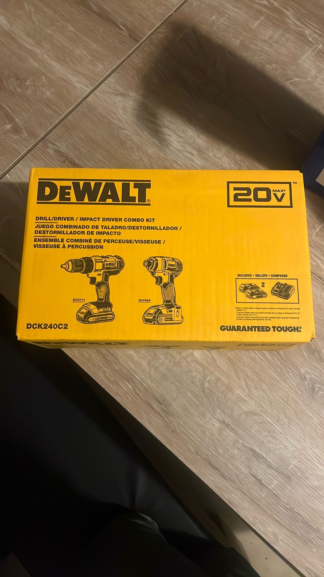 Dewalt Dck24oc2 Drill Set