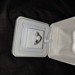 Brand New 925 Sterling Ring. Beautiful Piece. Wrong Size So I'm Asking $150 Or Best Offer. 