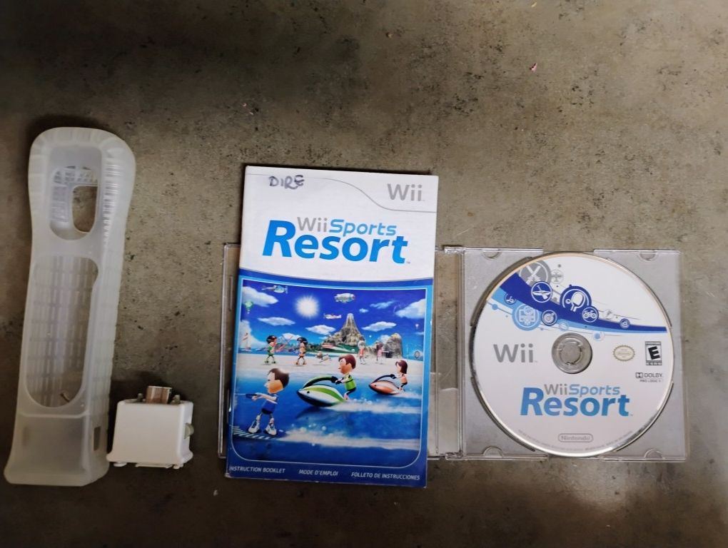 Wii Sports Resort for Nintendo Wii (Disc & Manual) With Motion + Adapter, Tested, Working.
