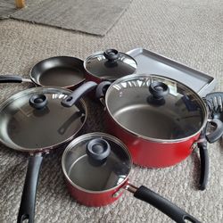 New Nonstick Cookware Set 
