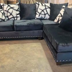 Sectional In Stock For Immediate Delivery 