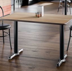Table  30" x 48"