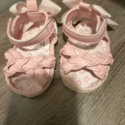 Baby shoes