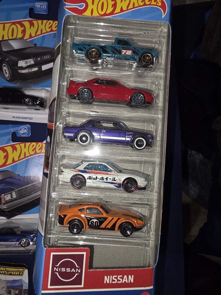 Hot Wheels Nissan 5 Pack