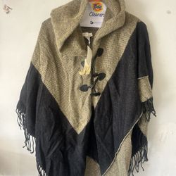 Collection 18 Very Cute Women’s Poncho (One Size Fits All)