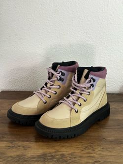 Brand: Zara      Color: Beige & Purple      Size:EU 34