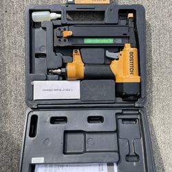 Bostitch Brad Nailer, Incudes Box Of Stapes