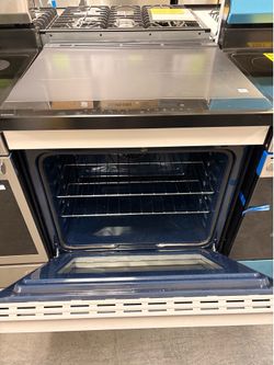 Samsung 6.3 cu ft slide in electric stove