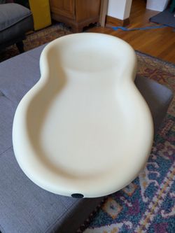 Keekaroo Peanut changing pad