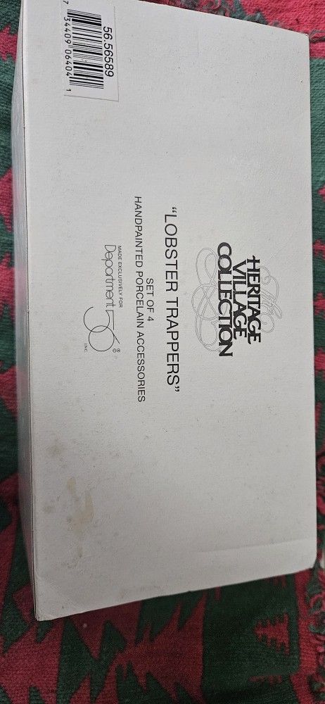 Department 56 Lopster Trappers