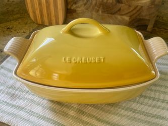 Le Creuset Deep Covered Rectangular Baker
