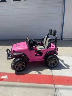 MODERNO KIDS - PINK TRAILBLAZER BATTERY-POWERED JEEP POWER WHEELS DRIVING X CAR