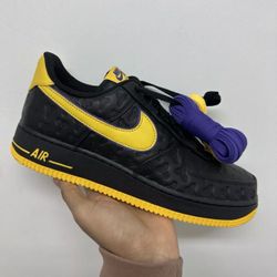 Size 6-Nike Air Force Kobe Bryant "Away" 