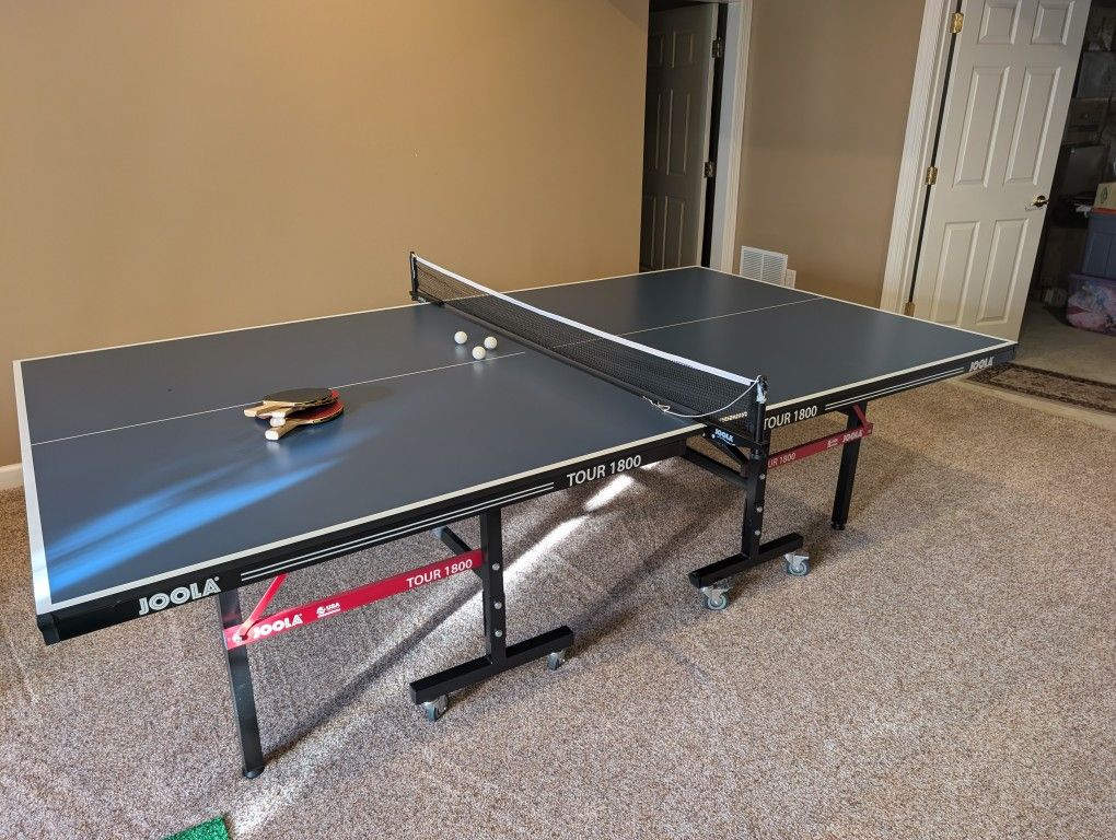 Joola Tour 1800 Ping Pong Table