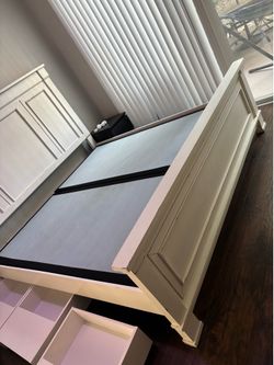 King Bed frame with Bed box