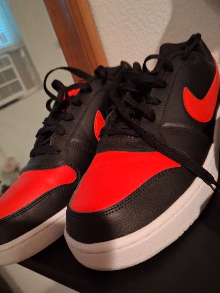 Nike 8.5 Size