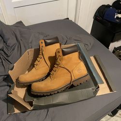 Timberland boots Size 10.5 (Slightly Used)