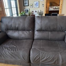 Reclining couches 
