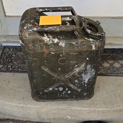 Antique Collectable Military Metal Gas Fuel Can US Army "G" Jerry Can 5 gallon (green 1)