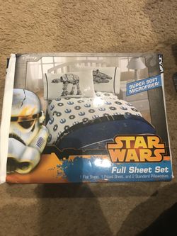 Brand new Star Wars Comforter And Sheet Set