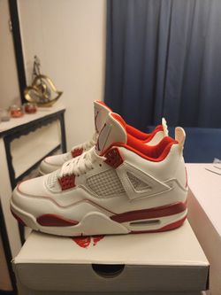Jordan 4 Retro Women