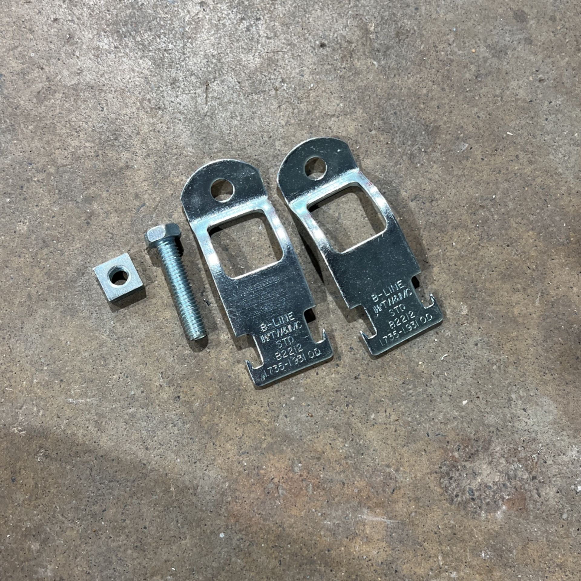 Unistrut 1 1/2” Pipe Hanger