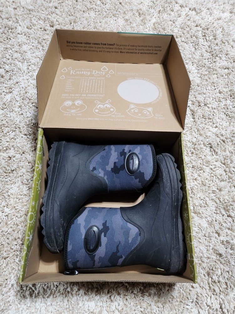 Western Chief 5B Boys Neoprene Snow Boots