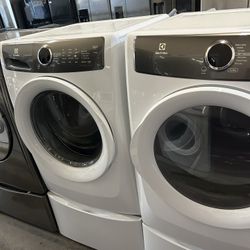 Electrolux Front Load Washer And Dryer Set