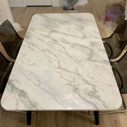 Marble dinning Table (chairs Not Included)