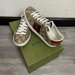 Gucci Shoes 