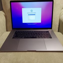 2017 Macbook Pro 15"