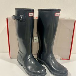 Women’s HUNTER  Tall Rain Boots - Size 7