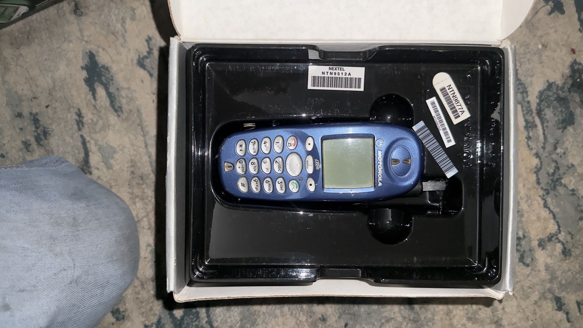Motorola i50sx cell phone