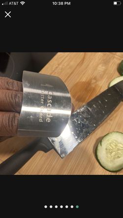 REUSABLE STAINLESS STEEL FINGER GUARD $4.99 OBO…ALL OFFERS WELCOME!!! 