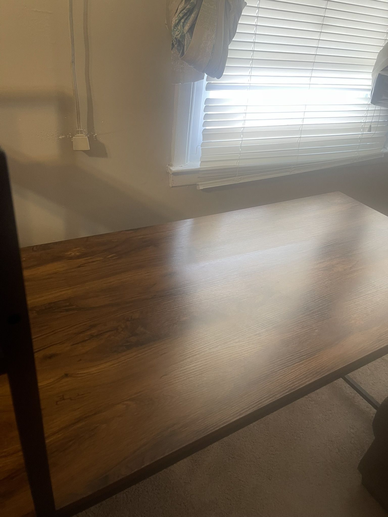 Computer desk