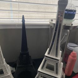Eiffel Tower Statue 